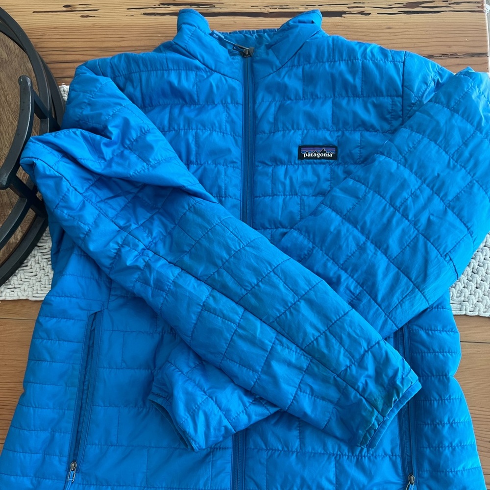Patagonia Women’s Blue Lightweight Quilted Jacket Size Large
